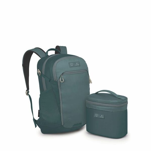 Osprey Axis x Hydro Flask Campus Essentials Bundle J5